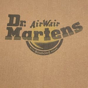 DR MARTENS Boots